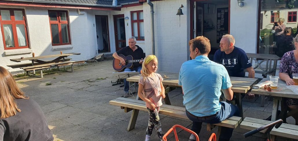 Fredagsbar – True Byvej 23